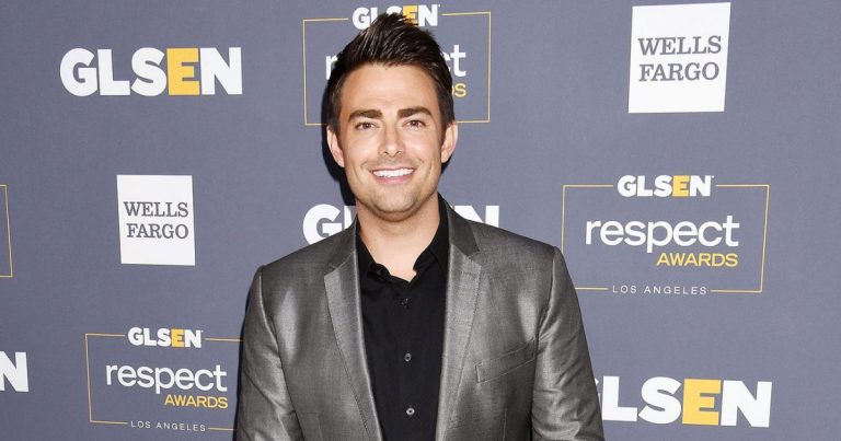 Jonathan Bennett Reveals What Was ‘Awkward’ About ‘Mean Girls’ Reunion