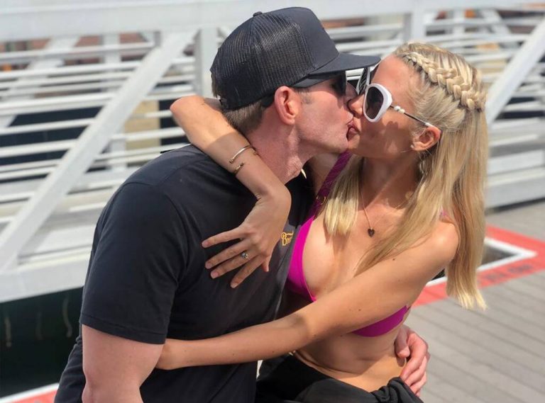 Tarek El Moussa Talks Potentially Doing A Joint Show With Fiancée Heather Rae Young And More In New Interview!