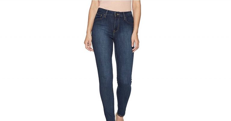 These Classic Levi’s Skinny Jeans Are on Sale for Up to 50% Off