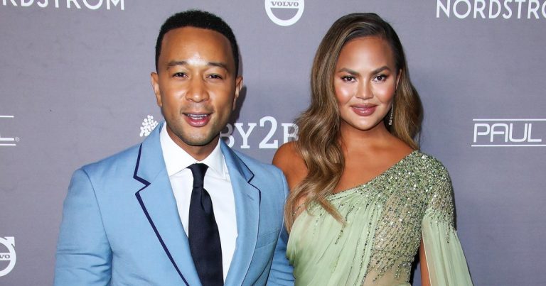 John Legend Writes Touching Message to Chrissy Teigen After Pregnancy Loss