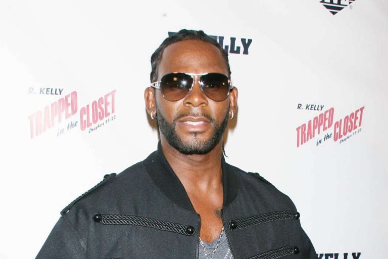 Judge Denies R. Kelly’s Request To Get Out On Bail After He Was Assaulted