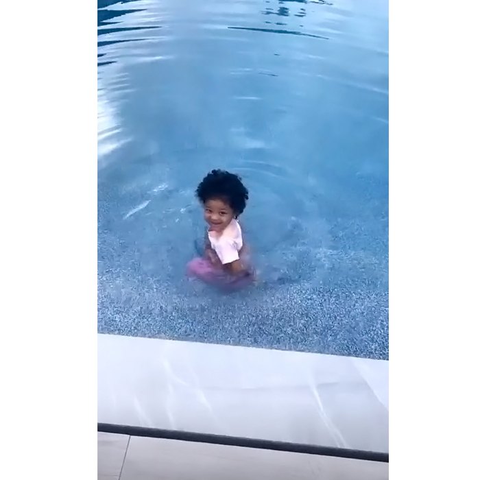 Kylie Jenner Travis Scott Daughter Stormi Fully Swims New Video