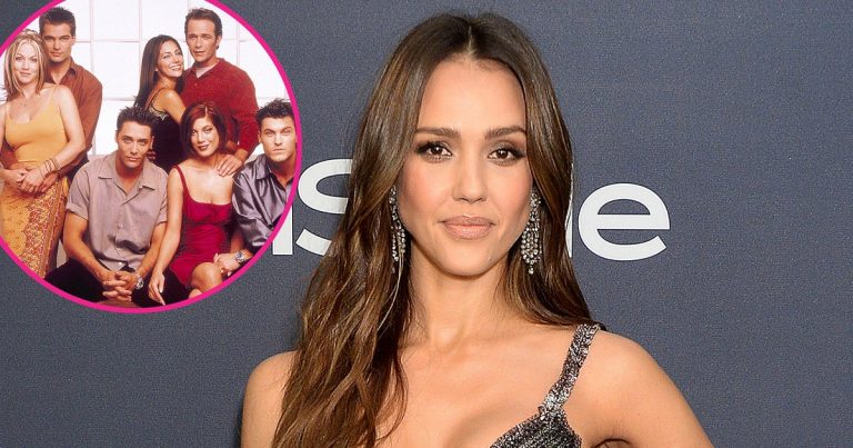 Jessica Alba: I Wasn’t ‘Allowed to Make Eye Contact’ With ‘90210’ Cast