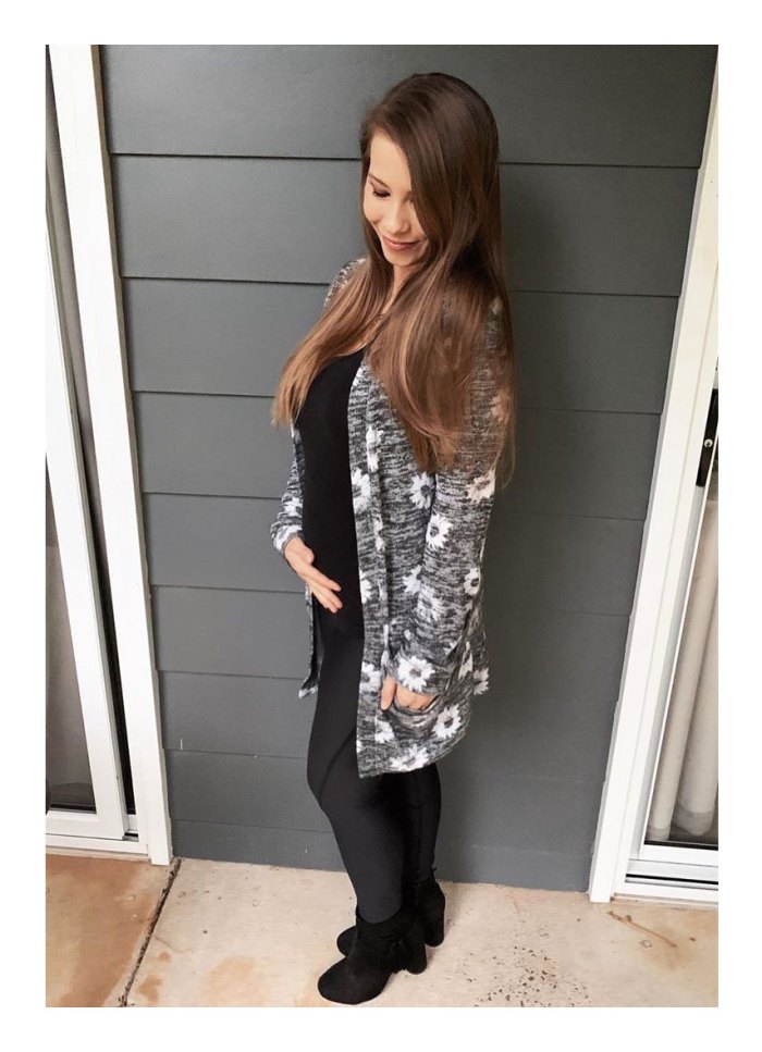 Pregnant Bindi Irwin Shows Baby Bump Progress