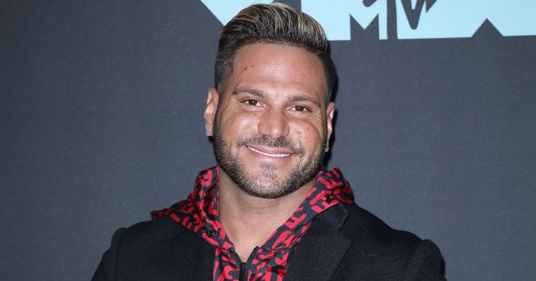 Jersey Shore’s Ronnie Ortiz-Magro Goes Instagram Official With New Girlfriend