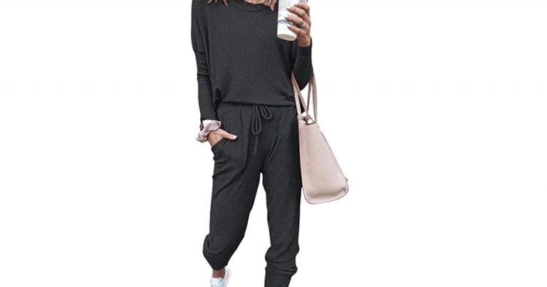 This No. 1 Bestselling Sweatsuit Will Be Your New Off-Duty Lounge Outfit