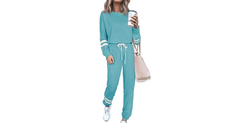 This Loungewear Set Is Putting Sweatsuits on the Fashion Map