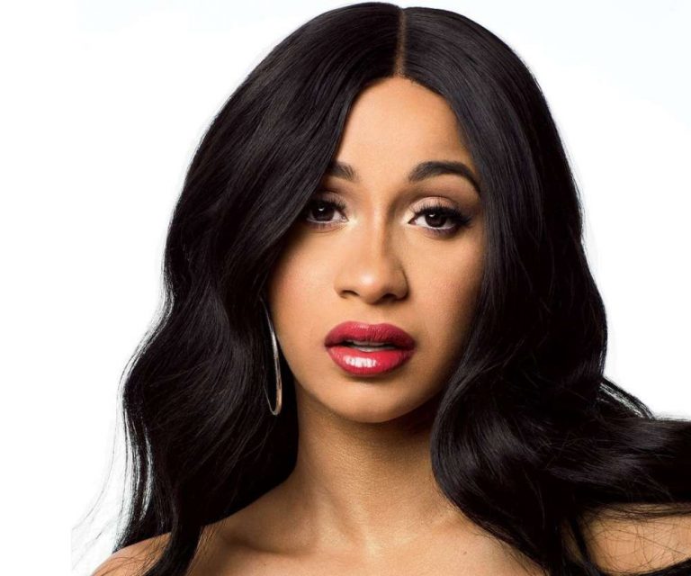 Cardi B Puts Fans On Blast For Making Too Many Comments About Her Personal Life