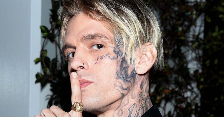 Aaron Carter Debuts Bleach Blonde Braids