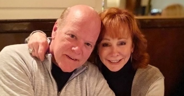 Heating Up! Reba McEntire Calls New Boyfriend Rex Linn Her ‘Sugar Tot’