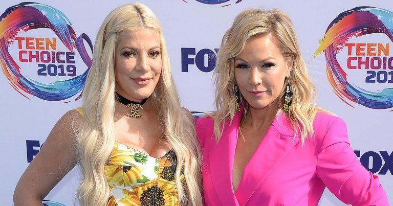 Tori Spelling, Jennie Garth’s 'Beverly Hills, 90210’ Podcast Revelations