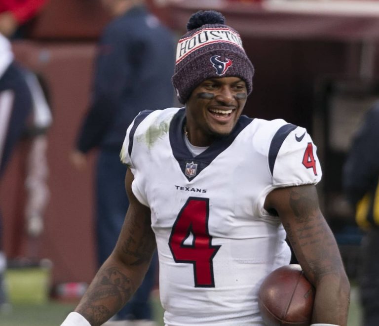 Deshaun Watson Leads Houston Texans to a Thanksgiving Day Victory vs. Detroit Lions, 41-25