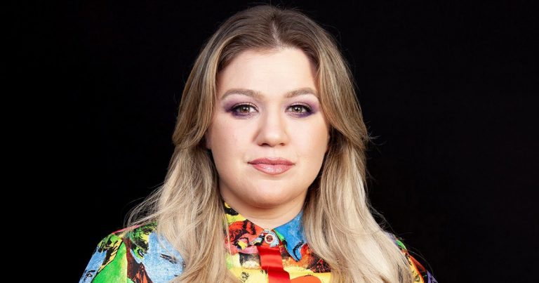 Kelly Clarkson Countersues Father-in-Law Narvel Blackstock's Company Amid Divorce