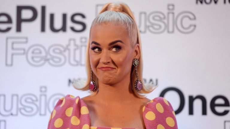 Katy Perry Fans Mistake Throwback Pic Of The Singer With Pic Of Her Daughter Daisy!