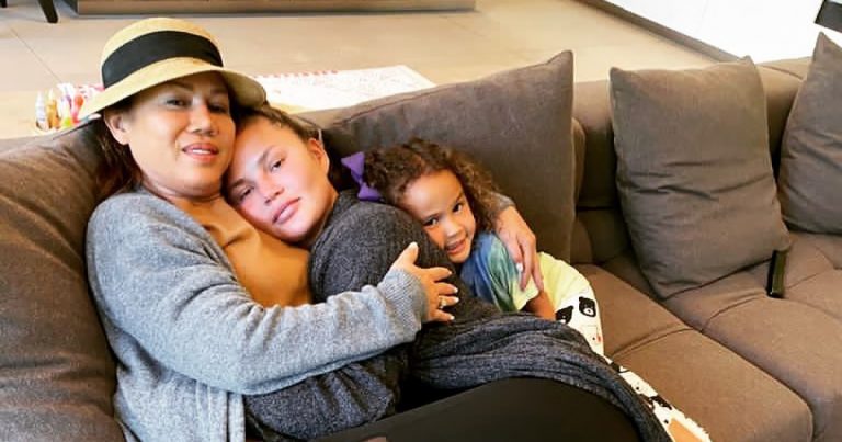 Chrissy Teigen Hugs Mom and Luna After ‘Hardest 4 Days of My Life’