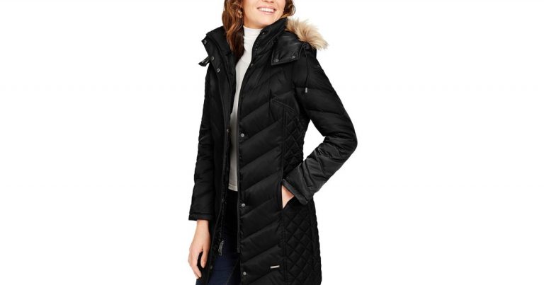 Act Fast — This Beautiful $245 Kenneth Cole Coat Is on Sale for Just $80!