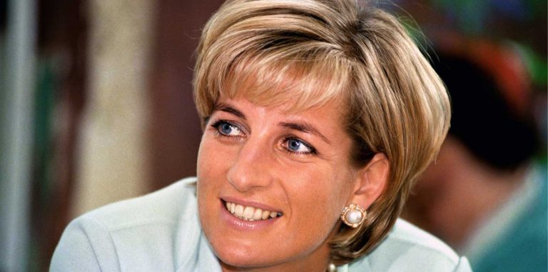 Princess Diana’s Younger Brother Posts Throwback Childhood Pic Of The Two Of Them!