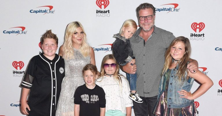 Tori Spelling Reveals Her Kids Didn’t Recognize Her While Watching '90210’