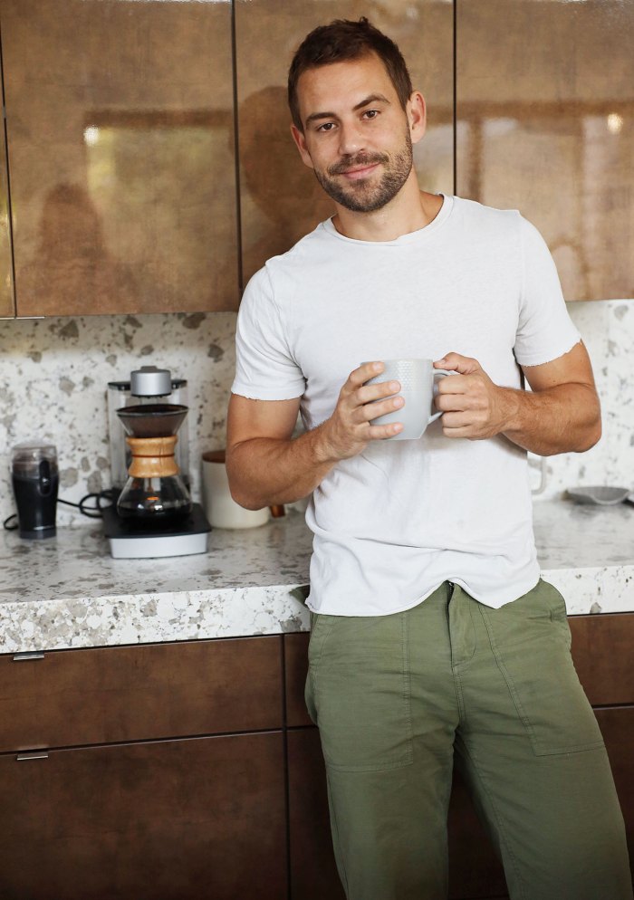 Bachelor alum Nick Viall Inside a Day in My Life