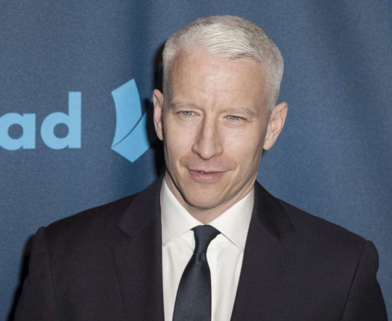 Anderson Cooper Says Sorry After Calling Trump An ‘Obese Turtle’