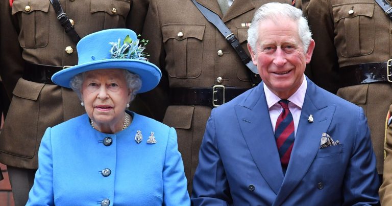 So Cute! Queen Elizabeth II Celebrates Charles' Birthday With Throwback Pic