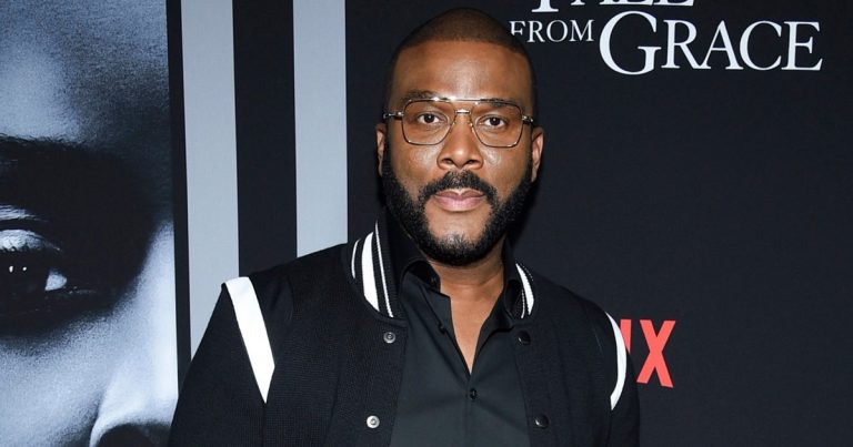 Tyler Perry Donates Thanksgiving Meals to 5,000 Families in Atlanta