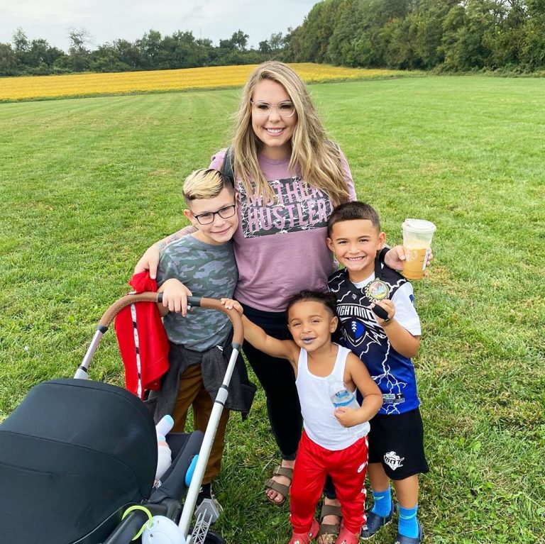 Kailyn Lowry Says She Might Be Done Having Kids After 4 Sons But She’s Not Sure!