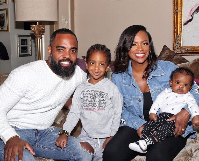 Kandi Burruss’ Thanksgiving Video Is Gorgeous: See Her Amazing Christmas Tree!