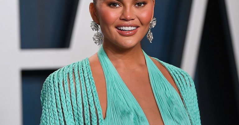 Save Big on Chrissy Teigen's Go-To Skin Peel at Dermstore for Black Friday