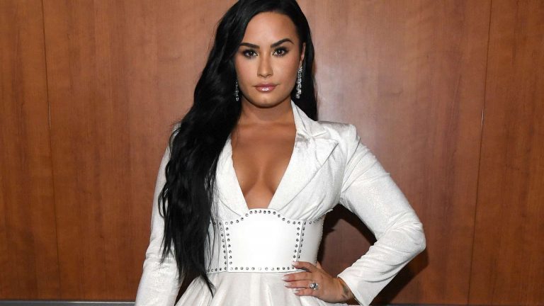 Demi Lovato Says That People’s Choice Awards Have ‘Always Meant The Most’ To Her As She Gets Ready To Host The Show – Here’s Why!