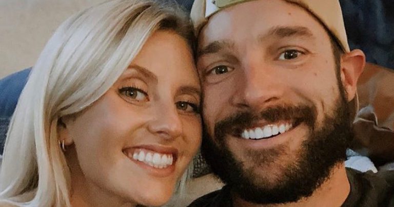 Garrett Yrigoyen Spends Thanksgiving With Girlfriend Alex Farrar in Idaho