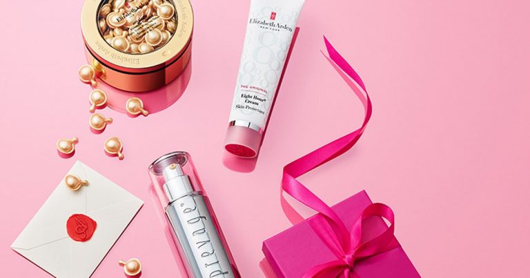 Cyber Week Savings! Get 30% Off Luxe Elizabeth Arden Skincare + a Free Gift