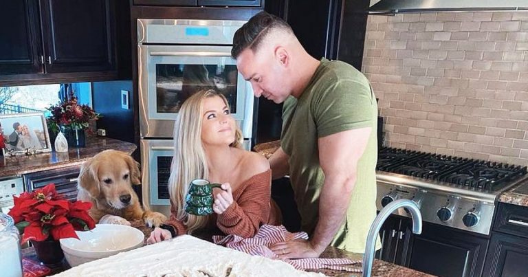 Mike 'The Situation' Sorrentino's Wife Lauren Is Pregnant With 1st Child