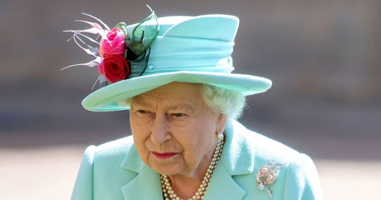 Queen Elizabeth’s Dog Vulcan Dies