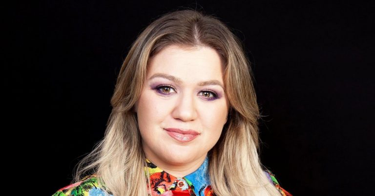 How Kelly Clarkson Injured Herself on Set of Her Talk Show