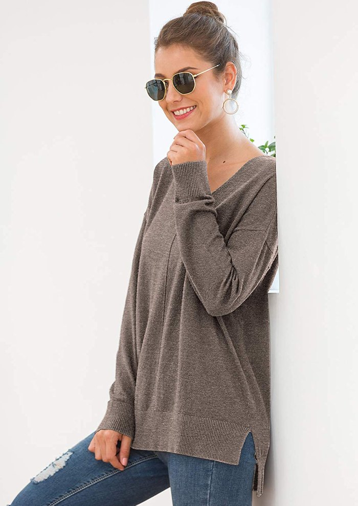 Jouica Lightweight V-Neck Pullover Sweater