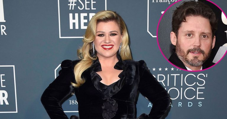 Kelly Clarkson Jokes About Therapy Amid Messy Brandon Blackstock Split