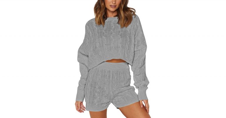 This 2-Piece Knit Set Is Every Lounge Lover’s Dream