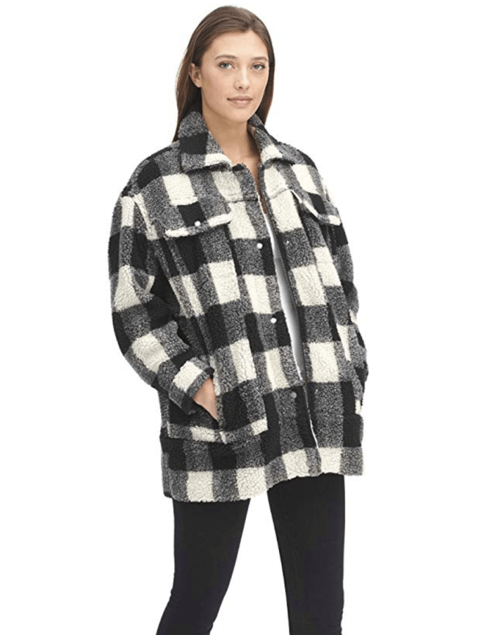 Levi's Women's Oversized Long Sherpa Trucker Jacket