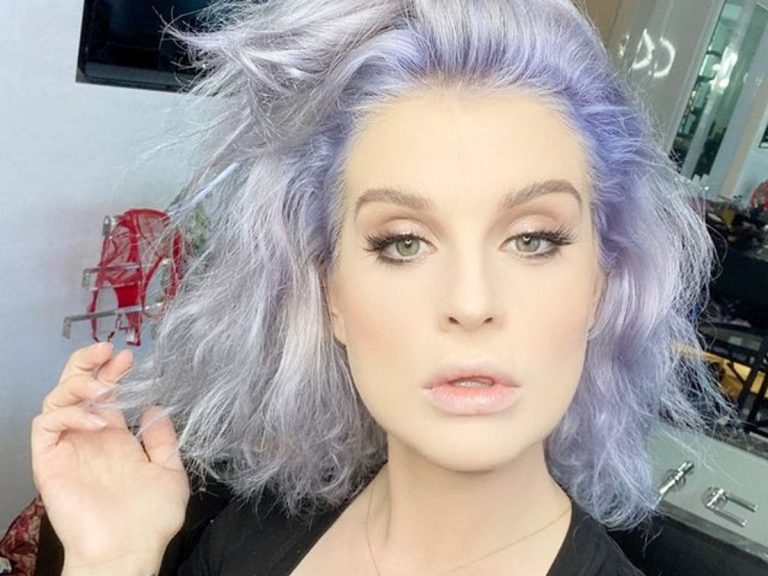 Kelly Osbourne Is Sick And On Oxygen And It Isn’t Due To COVID