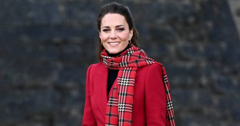 See Duchess Kate's Fabulous Winter Style During the U.K. Train Tour