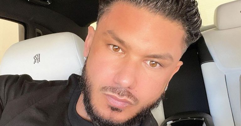 OMG! DJ Pauly D Debuts Platinum Hair