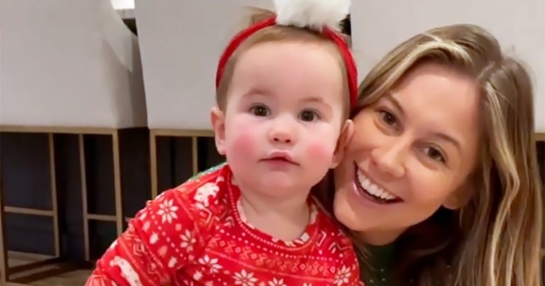 Shawn Johnson's Daughter and More Celebrity Kids Rock Festive Pajamas: Pics