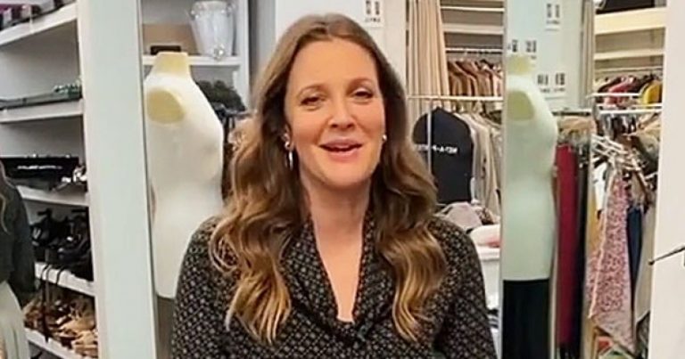 Drew Barrymore's Minor Wardrobe Malfunction Is All Too Relatable