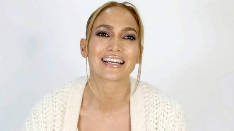 Jennifer Lopez Raves About Fiance Alex Rodriguez And Their ‘Four Beautiful Kids’ During Acceptance Speech At The Billboard Women In Music Event!