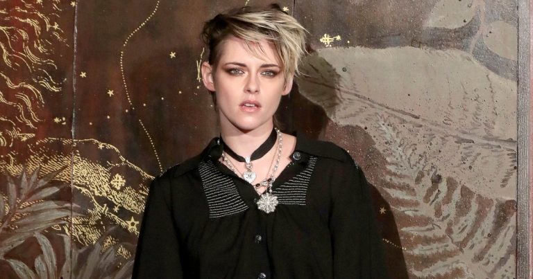 Why Kristen Stewart Was the Sole Guest at Chanel's Latest Runway Show