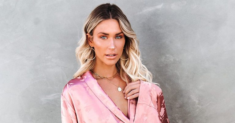 How To Style Satin This Winter in 4 Crazy Chic Looks