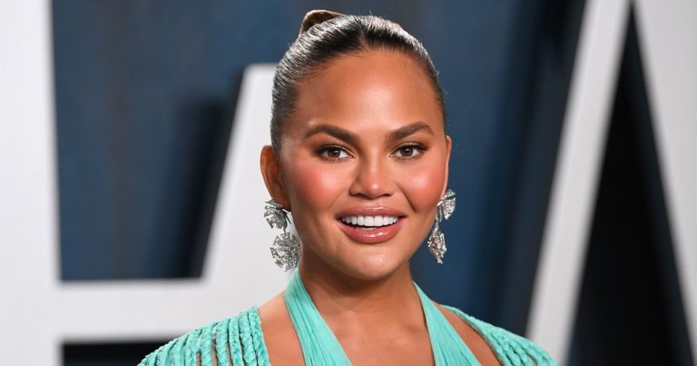 LOL! Chrissy Teigen Shares Outtake of Son During Holiday Photo Shoot