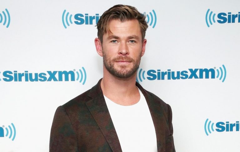 Thor’s Nude Butt Scene In Love And Thunder Is A Dream Come True For Chris Hemsworth