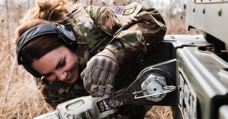 Duchess Kate Wears Army Fatigues During Throwback Training Academy Visit